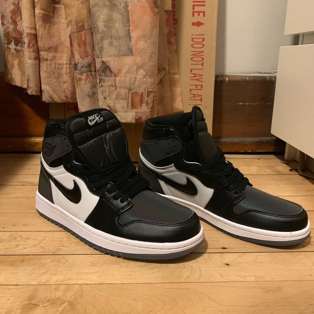 Air Jordan 1 Chameleon Men’s 9.5 **UA**